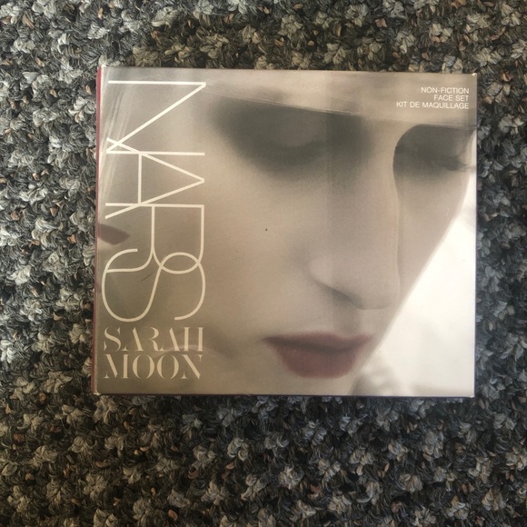 NARS Sarah Moon Non Fiction Face set - Picture 3 of 8